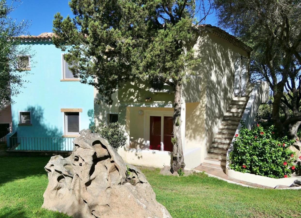 Isa-Residence With Swimming-Pool In Porto Rotondo At Only 500 M From The Beach מראה חיצוני תמונה